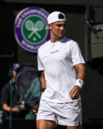 Marcos Girojn (USA) in action at the Wimbledon Championships at AELTC in London London All England Lawn Tennis and Croquet Club Wimbledon England, UK NEWSPAPERS OUT Copyright: xImmyxThompson-Bland IPSxPhotoxAgencyx