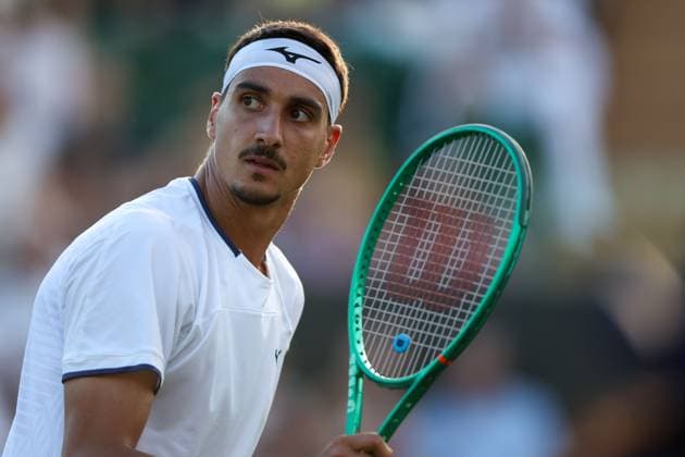 Lorenzo Sonego during his third round match Wimbledon Tennis Championships, Day 6, The All England Lawn Tennis and Croquet Club, London, UK - 04 Jul 2026London The All England Lawn Tennis and United Kingdom  Copyright: xKieranxMcManus Shutterstockx 16975553fk