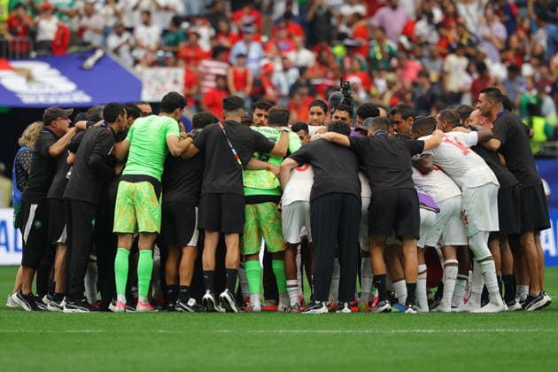 FIFA World Cup, WM, Weltmeisterschaft, Fussball 2026 - Round of 16 - Canada vs Morocco The team of Morocco huddles after the FIFA World Cup 2026 Round of 16 match Canada against Morocco, in Houston, USA, 04 July 2026. HOUSTON United States  Copyright: xCHRISTOPHERxNEUNDORFx