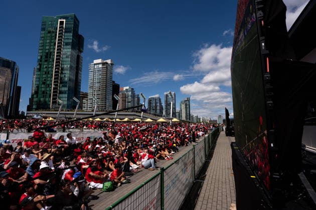 July 4, 2026, Vancouver, Bc, CANADA: Canadian fans watch Canada play Morocco during a World Cup round of 16 soccer match, at Jack Poole Plaza, in Vancouver, on Saturday, July 4, 2026. Canada News - July 4, 2026  - ZUMAc35_ 20260704_zaf_c35_087 Copyright: xEthanxCairnsx