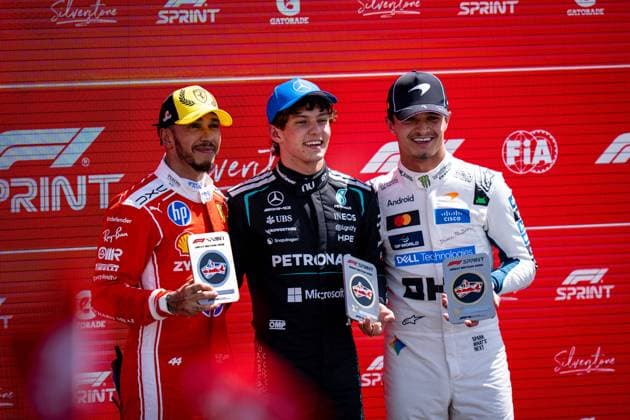 July 4, 2026, Silverstone, United Kingdom: Lewis Hamilton, Andrea Kimi Antonelli and Lando Norris after the sprint of the Formula 1 Pirelli British Grand Prix 2026 at the Silverstone Circuit. Silverstone United Kingdom - ZUMAs197 20260704_aaa_s197_143 Copyright: xLucaxMartinix