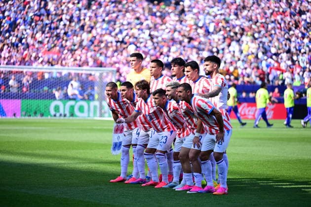 Paraguay v France - FIFA World Cup, WM, Weltmeisterschaft, Fussball 2026 - Round of 16 PHILADELPHIA, USA - JULY 4: Players of Paraguay pose for a photo prior the 2026 FIFA World Cup Round of 16 match between Paraguay and France at Lincoln Financial Field (Philadelphia Stadium) in Philadelphia, Pennsylvania, United States on July 4, 2026. Abdulhamid Hosbas Anadolu Pennsylvania United States. Editorial use only. Please get in touch for any other usage.  Copyright: x2026xAnadoluxAbdulhamidxHosbasx