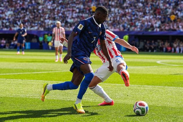 Ousmane DembÃ lÃ of France runs with the ball Paraguay v France 2026 FIFA World Cup, WM, Weltmeisterschaft, Fussball Round of 32, Football, Philadelphia Stadium, Philadelphia, Pennsylvania, USA - 04 Jul 2026Philadelphia Philadelphia Stadium Pennsylvania (PA) United States of America  Copyright: xIsmaelxAdnan Shutterstockx 16975708az