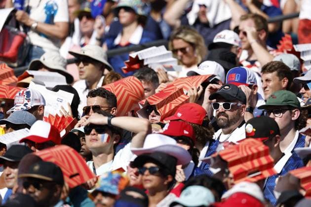 PHILADELPHIA - France fans in sunshine during the 2026 FIFA World Cup, WM, Weltmeisterschaft, Fussball Round of 16 match between Paraguay and France at Philadelphia Stadium on July 4, 2026, in Philadelphia, United States. MAURICE VAN STEEN ANP FIFA World Cup 2026 - round of 16 2026 xVIxANPxSportx xMauricexvanxSteenxIVx 562812461 originalFilename: 562812461.jpg