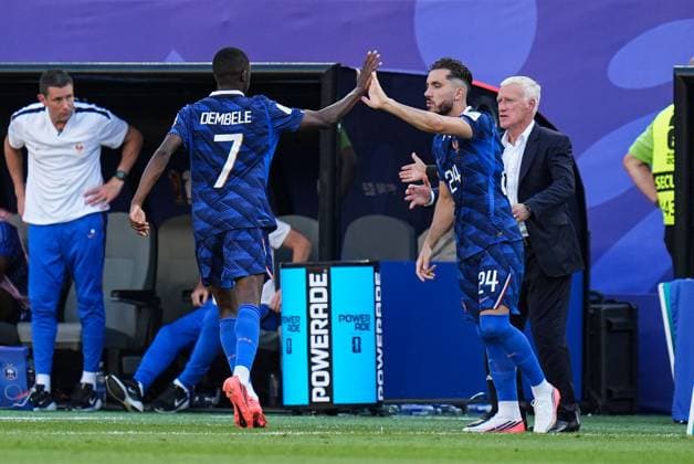 Ousmane DembÃ lÃ of France is subbed off Rayan Cherki of France Paraguay v France 2026 FIFA World Cup, WM, Weltmeisterschaft, Fussball Round of 32, Football, Philadelphia Stadium, Philadelphia, Pennsylvania, USA - 04 Jul 2026Philadelphia Philadelphia Stadium Pennsylvania (PA) United States of America  Copyright: xIsmaelxAdnan Shutterstockx 16975708cv