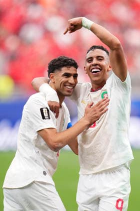 July 4, 2026, Houston, Texas, United States: Soufiane Rahimi of Morocco celebrates after scoring his team s third goal with teammate Achraf Hakimi of Morocco during the FIFA World Cup, WM, Weltmeisterschaft, Fussball 2026 Round Of 16 match between Canada and Morocco at Houston Stadium on July 4, 2026 in Houston, United States. Morocco Defeats Co-Host Canada 3-0 To Reach World Cup Quarterfinals  - ZUMAa181 20260704_zaa_a181_057 Copyright: xJosexBretonx