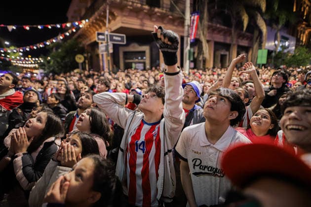 Football, 2026 FIFA World Cup, Paraguay v France, fans, public viewing in Asunción