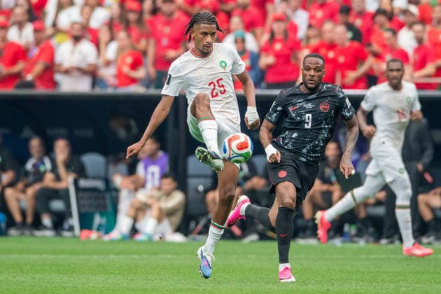 July 4, 2026: Morocco defender Redouane Halhal (25) controls the ball during a FIFA World Cup, WM, Weltmeisterschaft, Fussball Round of 16 match between Canada and Morocco in Houston, TX. .. CSM FIFA World Cup 2026: Canada Vs Morocco JUL 04  - ZUMAc04_ 20260704_zma_c04_128 Copyright: xTraskxSmithx
