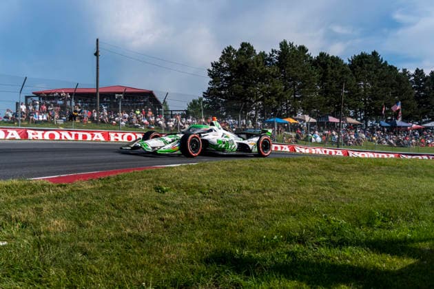 July 4, 2026, Lexington, Ohio, USA: IndyCar, Indy Car, IRL, USA SERIES driver, RINUS VEEKAY (76) (NLD) of Hoofddorp, Netherlands, qualifies for the Honda Indy 200 at Mid Ohio in LEXINGTON, Ohio, USA. Lexington USA - ZUMAa161 20260704_aaa_a161_012 Copyright: xQuinnxShell ASPx