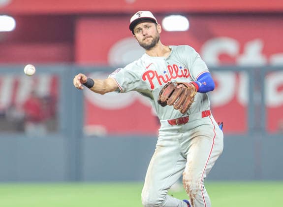 JULY 4, 2026: Philadelphia Phillies shortstop Trea Turner (7) fields and throws the ball to first base against the Kansas City Royals at Kauffman Stadium in Kansas City, MO. CSM Kansas City United States - ZUMAc04_ 20260704_zma_c04_236 Copyright: xRomanxPunox