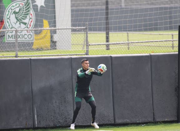 (260705) -- MEXICO CITY, July 5, 2026 -- Raul Rangel, goalkeeper of Mexico, attends a training session ahead of the round of 16 match between Mexico and England at the 2026 FIFA World Cup, WM, Weltmeisterschaft, Fussball in Mexico City, Mexico, July 4, 2026. (Photo by Xinhua) (SP)MEXICO-MEXICO CITY-FOOTBALL-FIFA WORLD CUP-TRAINING-MEXICO FranciscoxCanedo 