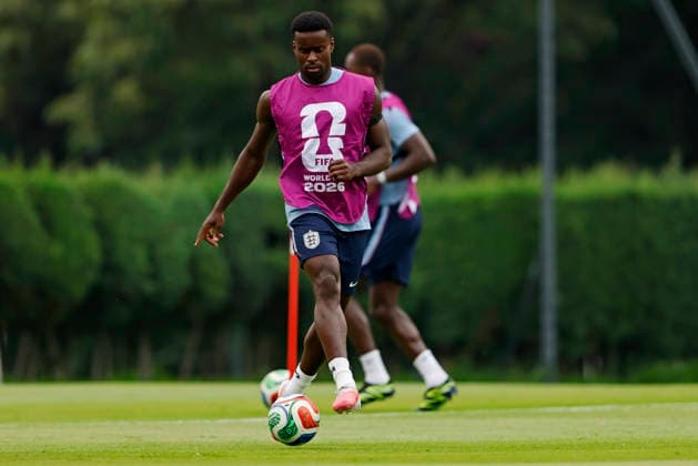 RECORD DATE NOT STATED 4th July 2026; Pumas La Cantera training center, Mexico City, Mexico; FIFA World Cup, WM, Weltmeisterschaft, Fussball Football, England Training Session; Marc Guehi of the England passes the ball HeulerxAndrey DiaEsportivo