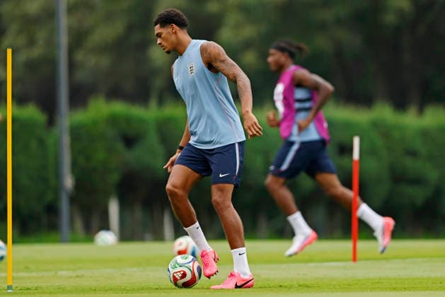 RECORD DATE NOT STATED 4th July 2026; Pumas La Cantera training center, Mexico City, Mexico; FIFA World Cup, WM, Weltmeisterschaft, Fussball Football, England Training Session; Jarell Quansah of the England controls the ball HeulerxAndrey DiaEsportivo