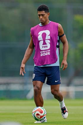 RECORD DATE NOT STATED 4th July 2026; Pumas La Cantera training center, Mexico City, Mexico; FIFA World Cup, WM, Weltmeisterschaft, Fussball Football, England Training Session; Jude Bellingham of the England controls the ball HeulerxAndrey DiaEsportivo