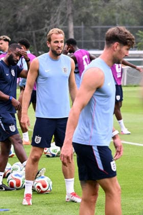 (260705) -- MEXICO CITY, July 5, 2026 -- Harry Kane of England attends a training session ahead of the round of 16 match between Mexico and England at the 2026 FIFA World Cup, WM, Weltmeisterschaft, Fussball in Mexico City, Mexico, July 4, 2026. ) (SP)MEXICO-MEXICO CITY-FOOTBALL-FIFA WORLD CUP-TRAINING-ENGLAND LixMuzi 