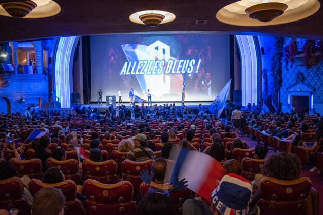 FIFA World Cup, WM, Weltmeisterschaft, Fussball 2026 - France v Paraguay - Fans At The Grand Rex The Grand Rex projection of the France-Paraguay match during the Football World Cup 2026 in Paris, France on July 4, 2026. Photo by Leo Malon ABACAPRESS.COM Paris France  Copyright: xLeoxMalon ABACAx