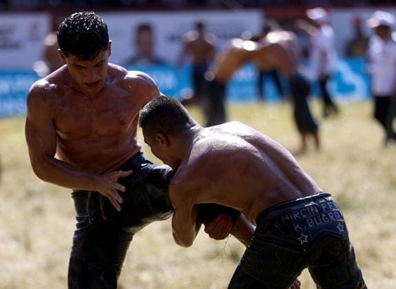 665th Historic Kirkpinar Oil Wrestling Festival in Turkiye s Edirne EDIRNE, TURKIYE - JULY 5: Wrestlers compete in various categories during the 665th Historic Kirkpinar Oil Wrestling Festival at the Sarayici Er Meydani wrestling grounds in Edirne, Turkiye, on July 5, 2026. Özgün Tiran Anadolu Edirne Turkey. Editorial use only. Please get in touch for any other usage.  Copyright: x2026xAnadoluxÖzgünxTiranx