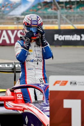 AUTO - FORMULA 3 2026 - SILVERSTONE DE PALO Matteo (ita), Trident, Dallara F3 2025, portrait Celebration podium during the 5th round of the 2026 FIA Formula 3 Championship from July 3 to 5, 2026 on the Silverstone Circuit, in Silverstone, United Kingdom - SilverstoneUnited Kingdom  Copyright: xPauloxMariax