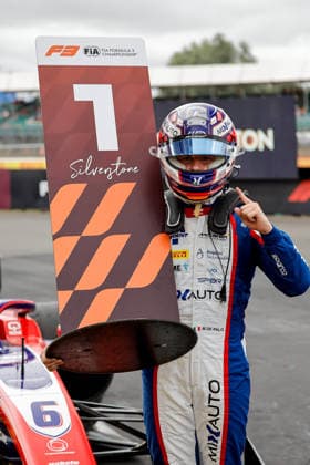 AUTO - FORMULA 3 2026 - SILVERSTONE DE PALO Matteo (ita), Trident, Dallara F3 2025, portrait Celebration podium during the 5th round of the 2026 FIA Formula 3 Championship from July 3 to 5, 2026 on the Silverstone Circuit, in Silverstone, United Kingdom - SilverstoneUnited Kingdom  Copyright: xPauloxMariax