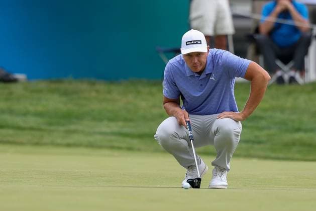 beim lesen der Puttlinie auf dem Green 11, 37. BMW International Open 2026, Golf, DP World Tour, Herren, Finale, 05.07.2026 Eichenried Bayern Deutschland *** Reading the putt line on the 11th green, 37th BMW International Open 2026, Golf, DP World Tour, Men s, Final, July 5, 2026, Eichenried, Bavaria, Germany Copyright: xkolbert-press ChristianxKolbertx