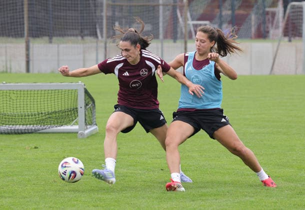 05.07.2026 - Fussball - 1. Frauen - Fussball - Bundesliga - Saison 2026 2027 - 1. FC Nürnberg Nuernberg FCN ( Club ) - Training Trainingsauftakt Saisonauftakt - Sportfoto Zink DaMa - xdaxma - Marie Bleil (17, 1. FC Nürnberg FCN ) Laura Miller (9, 1. FC Nürnberg FCN ) *** July 5, 2026 Soccer Women s Soccer Bundesliga 2026–2027 Season 1 FC Nuremberg (FCN) Club Training First Training Session Start of the Season Sports Photo Zink DaMa xdaxma Marie Bleil 17, 1 FC Nuremberg FCN Laura Miller 9, 1 FC Nuremberg FCN