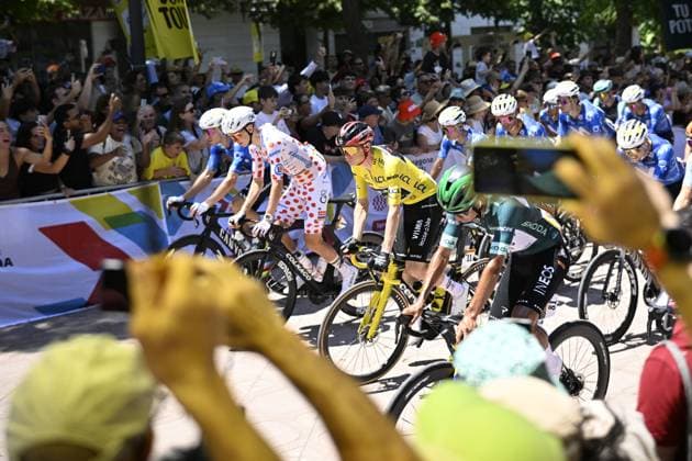 Slovenian Tadej Pogacar of UAE Team Emirates XRG, Danish Jonas Vingegaard of Team Visma-Lease a Bike and Colombian Egan Bernal of Netcompany-INEOS pictured at the start of the second stage of the 2026 Tour de France cycling race, a stage of 182km from Tarragona to Barcelona, Sunday 05 July 2026. The 113th edition of the Tour de France starts on Saturday 4 July in Barcelona, Spain, and will finish in Paris, France on the 26th of July. JASPERxJACOBS  x180424858x