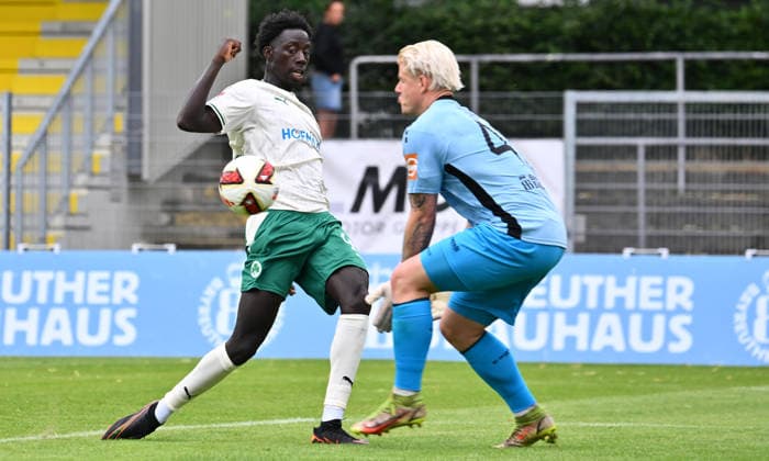 05.07.2026 - Fussball - Saison 2026 2027 - Testspiel Freundschaftsspiel - SpVgg Bayreuth - SpVgg Greuther Fürth ( Kleeblatt ) - - Sportfoto Zink - xwoxzix - regulations prohibit any use of photographs as image sequences and or quasi-video - only for editorial use - Omar Sillah (42, SpVgg Greuther Fürth ) Lino Kasten (45, SpVgg Bayreuth ) *** July 5, 2026 Soccer Season 2026–2027 Exhibition Match Friendly Match SpVgg Bayreuth SpVgg Greuther Fürth Kleeblatt Sports Photo Zink xwoxzix Regulations prohibit any use of photographs as image sequences and or quasi-video; for editorial use only. Omar Sillah 42, SpVgg Greuther Fürth Lino Kasten 45, SpVgg Bayreuth