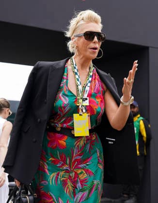 FORMULA ONE BRITISH GRAND PRIX 2026 Hannah Waddingham arriving for race day during the Formula 1 Pirelli British Grand Prix 2026, 9th round of the 2026 Formula 1 World Championship, WM, Weltmeisterschaft from 3rd - 5th July, 2026 at the Silverstone Circuit, Silverstone, England. Credit: Robbie Hoad Every Second Media Editorial use only. All images are copyright Every Second Media Limited. No images may be reproduced without prior permission. Copyright: xIMAGO EveryxSecondxMediax ESM-2060-0677 RobbiexHoadx xEveryxSecondxMediax