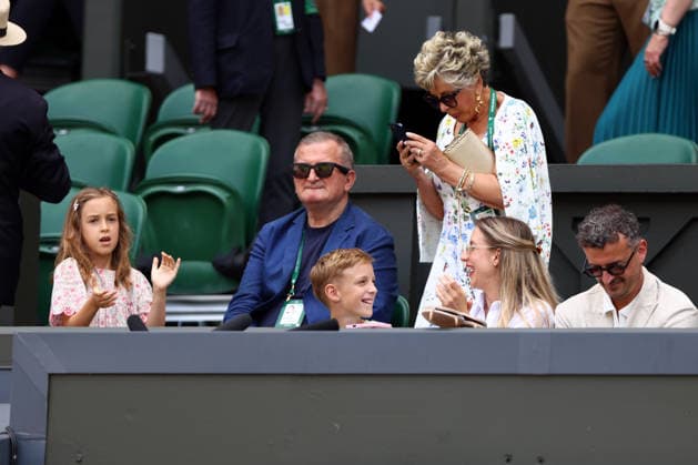 Jelena Djokovic with children Stefan and Tara Wimbledon Tennis Championships, Day 7, The All England Lawn Tennis and Croquet Club, London, UK - 05 Jul 2026London The All England Lawn Tennis and United Kingdom  Copyright: xKieranxMcManus Shutterstockx 16976813s
