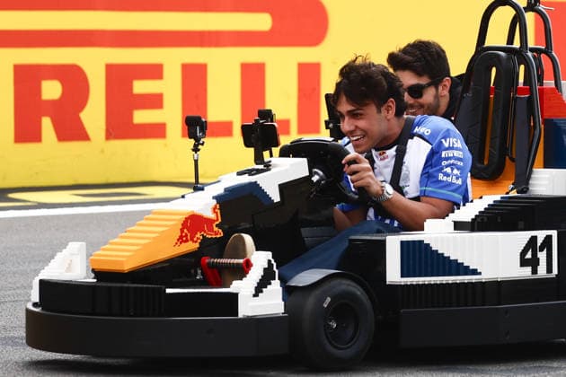 F1 British Grand Prix 2026 Arvid Lindblad of Racing Bulls and Esteban Ocon of Haas drive Lego karts during the drivers parade ahead of the Formula 1 British Grand Prix at Silverstone Circuit in Northampton, Great Britain on July 5, 2026. Northampton United Kingdom  Copyright: xJakubxPorzyckix originalFilename:porzycki-f1britis260705_np1il.jpg