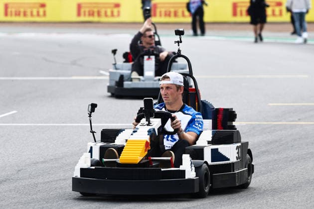 F1 British Grand Prix 2026 Liam Lawson of Racing Bulls and Nico Hulkenberg of Audi drive Lego karts during the drivers parade ahead of the Formula 1 British Grand Prix at Silverstone Circuit in Northampton, Great Britain on July 5, 2026. Northampton United Kingdom  Copyright: xJakubxPorzyckix originalFilename:porzycki-f1britis260705_np1P6.jpg