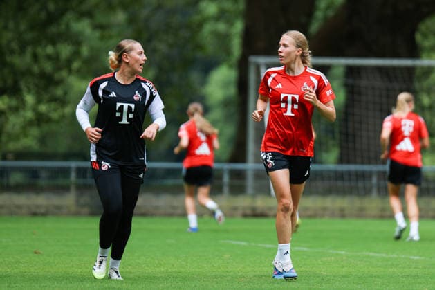 Angebot: 1. FC Köln Frauen, Auftakttraining, 05.07.2026 Pauline Nelles (1. FC Köln, 35) und Celina Degen (1. FC Köln, 5) Auftakttraining der Frauen des 1. FC Köln zur Saison 2026 27 der 1. Frauen Fussball Bundesliga, Trainingsgelände am Geißbockheim, Köln, 05.07.2026 DFL DFB regulations prohibit any use of photographs as image sequences and or quasi-video. *** 1. FC Köln Women, First Training Session of the Season, July 5, 2026 Pauline Nelles, 1 FC Köln, 35, and Celina Degen, 1 FC Köln, 5. First training session of the 2026–27 season for the 1 FC Köln women’s team in the Women’s Bundesliga, training grounds at Geißbockheim, Cologne, July 5, 2026 DFL and DFB regulations prohibit any use of photographs as image sequences and or quasi-video Copyright: xBEAUTIFULxSPORTS Freisenx