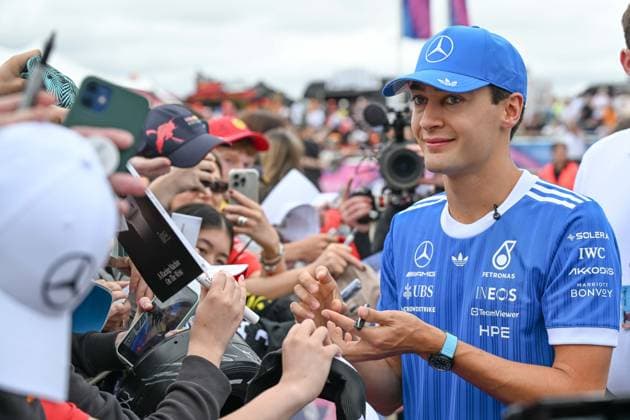 Formula 1 British Grand Prix SILVERSTONE, UNITED KINGDOM - JULY 5: Mercedes driver George Russell signs autographs for fans as he arrives at the circuit ahead of the British Grand Prix, ninth round of the 2026 Formula 1 World Championship, WM, Weltmeisterschaft at Silverstone Circuit in Northamptonshire, United Kingdom, on July 5, 2026. Rasid Necati Aslim Anadolu Northamptonshire United Kingdom. Editorial use only. Please get in touch for any other usage.  Copyright: x2026xAnadoluxRasidxNecatixAslimx