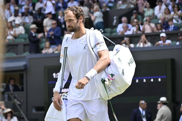 Tennis - Wimbledon 2026 - ITF - The Championships - 04 06 2026 - Tennis - Wimbledon 2026 - ITF - The Championships - 05 06 2026 - Safiullin Roman - Russe London  Copyright: xChryslenexCaillaud Psnewzx