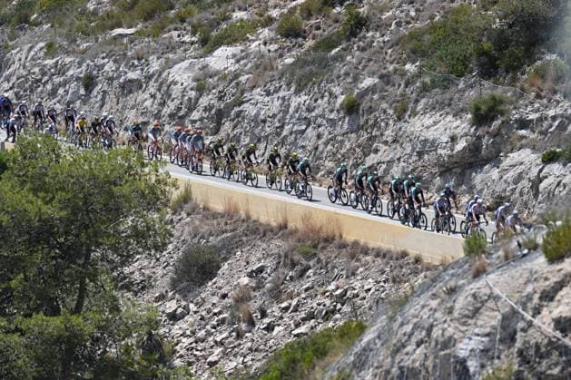 Tour de France 2026 Stage 2 BARCELONA, SPAIN - JULY 05 : Illustration picture of the peloton during stage 2 of the 113rd edition of Tour de France an UCI World Tour 2.UWT cycling road race stage for Men Elite of 182 km with start in Tarragona and finish in Barcelona on July 5, 2026 in Barcelona, Spain, 05 07 2026 ( Motordriver Kurt Vandenborre - Barcelona Spain  Copyright: xSzymonxGruchalskix