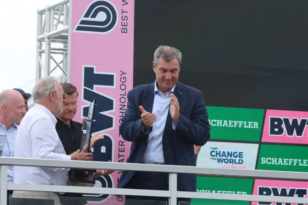 Nürnberg, Deutschland 03. - 05. Juli 2026: DTM - 2026 - Norisring - Sonntag Rennen 2 Im Bild: Bayerns Ministerpräsident Dr. Markus Söder im Portrait bei der Siegerehrung der DTM Norisring Bayern *** Nuremberg, Germany, July 3–5, 2026, DTM 2026 Norisring, Sunday, Race 2. Pictured: Bavaria’s Minister President Dr. Markus Söder at the DTM Norisring Bavaria podium ceremony. Copyright: xFotostandx xFabianxWernerx