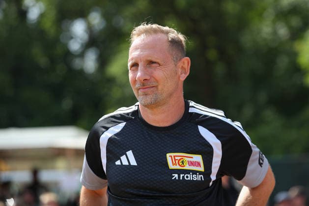 05.07.2026, xtgx, Fussball Testspiel, SV Grün-Weiß Lübben - 1. FC Union Berlin emspor, v.l. Mauro Lustrinelli (Union Berlin, Trainer) Portrait, Portraet, Einzelbild (DFL DFB REGULATIONS PROHIBIT ANY USE OF PHOTOGRAPHS as IMAGE SEQUENCES and or QUASI-VIDEO) Lübben *** July 5, 2026, xtgx, soccer exhibition match, SV Grün Weiß Lübben 1 FC Union Berlin emspor, from left: Mauro Lustrinelli, Union Berlin, Coach Profile, Portrait, Single Image DFL DFB REGULATIONS PROHIBIT ANY USE OF PHOTOGRAPHS as IMAGE SEQUENCES and or QUASI-VIDEO Lübben