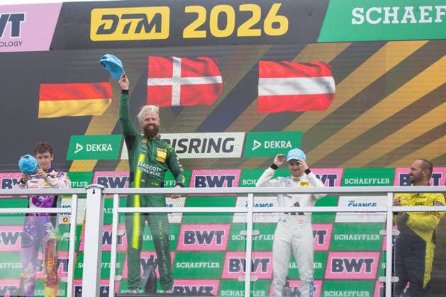 05.07.2026 - Motorsport - Rennwochenende Norisring Nürnberg 2026 - Internationales ADAC Norisring Speedweekend - DCDE - xdcxdex - DTM - Siegerehrung mit Finn Wiebelhaus (HRT Ford Racing, Ford), Nicki Thiim (Comtoyou Racing, Aston Martin), Lucas Auer (Mercedes-AMG Team Landgraf, Mercedes) und dem Mechaniker von Comtoyou Racing *** July 5, 2026, Norisring, Nuremberg, 2026 Motorsport Race Weekend, International ADAC Norisring Speed Weekend, DCDE xdcxdex, DTM Awards Ceremony with Finn Wiebelhaus (HRT Ford Racing), Ford, Nicki Thiim of Comtoyou Racing, Aston Martin, Lucas Auer of Mercedes AMG Team Landgraf, Mercedes, and the mechanic from Comtoyou Racing