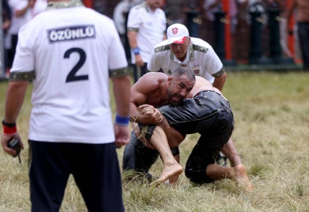 665th Historic Kirkpinar Oil Wrestling Festival in Turkiye s Edirne EDIRNE, TURKIYE - JULY 5: Fezyzullah Akturk (L) and Mustafa Tas (R) compete in various categories during the 665th Historic Kirkpinar Oil Wrestling Festival at the Sarayici Er Meydani wrestling grounds in Edirne, Turkiye, on July 5, 2026. Ozgun Tiran Anadolu Edirne Turkey. Editorial use only. Please get in touch for any other usage.  Copyright: x2026xAnadoluxOzgunxTiranx