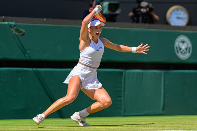 Day Seven: The Championships - Wimbledon 2026 LONDON, ENGLAND JULY 05 - Iva Jovic of United States during Ladies Single Fourth Round against Jessica Pegula of United States at The Wimbledon Lawn Tennis Championship at Wimbledon on July 05, 2026 in London, England. (Photo by Keeran Marquis)  Copyright: xKeeranxMarquis Fotoarena SPPx Sportspressphoto_SPR185131