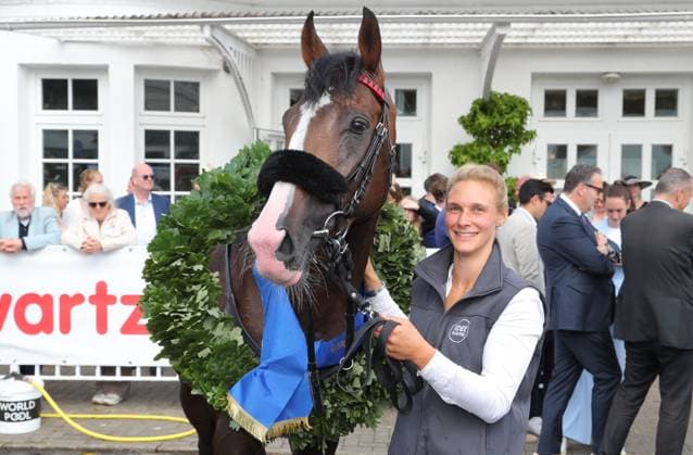 05.07.2026, GER,Reitsport, Rennen 8 IDEE 157. Deutsches Derby , Derby Meeting Hamburg - Galopprennen, Hamburger Renn-Club e.V., Galopprennbahn Hamburg Horn, Hamburg Derbysieger IDEE 157. Deutsches Derby Hengst Dardanos ( 15) vom Stall Bergholz *** July 5, 2026, GER, Equestrian Sports, Race 8 IDEE 157 German Derby, Derby Meeting Hamburg Horse Race, Hamburger Renn Club e.V., Hamburg Horn Racetrack, Hamburg Derby Winner IDEE 157 German Derby, Stallion Dardanos 15 from Bergholz Stables nordphotoxGmbHx xTauchnitz nph00059