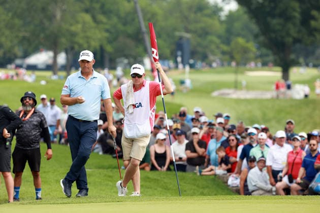 U.S. Senior Open Championship 2026 COLUMBUS, OHIO - JULY 5: Padraig Harrington of Ireland waits on the 9th green during the final round of the U.S. Senior Open Championship 2026 at Scioto Country Club in Columbus, Ohio, USA Sunday, July 5, 2026. Columbus Ohio United States  Copyright: xJorgexLemusx originalFilename:lemus-ussenior260705_npf6W.jpg
