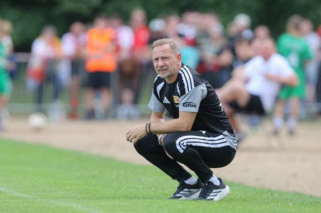 05.07.2026, xtgx, Fussball Testspiel, SV Grün-Weiß Lübben - 1. FC Union Berlin emspor, v.l. Mauro Lustrinelli (Union Berlin, Trainer) (DFL DFB REGULATIONS PROHIBIT ANY USE OF PHOTOGRAPHS as IMAGE SEQUENCES and or QUASI-VIDEO) Lübben *** July 5, 2026, xtgx, soccer exhibition match, SV Grün Weiß Lübben 1 vs. FC Union Berlin emspor, from left: Mauro Lustrinelli (Union Berlin), coach. DFL and DFB regulations prohibit any use of photographs as image sequences and or quasi-video. Lübben
