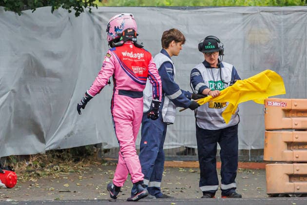 Matteo Cairoli (ITA, Ferrari, Emil Frey Racing) nach einem Crash, 05.07.2026, Nürnberg (Deutschland), Motorsport, DTM, Norisring Nürnberg 2026 *** Matteo Cairoli (ITA), Ferrari, Emil Frey Racing, after a crash, July 5, 2026, Nuremberg, Germany, Motorsports, DTM, Norisring Nuremberg 2026 xprx