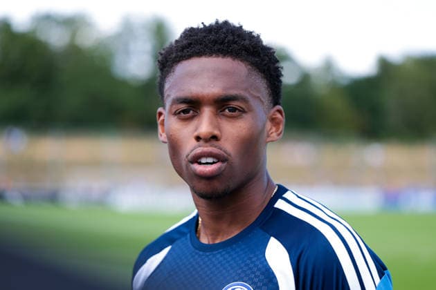 05.07.2026, Fussball, Trainingsauftakt des FC Schalke 04. Medienrunde mit Junior Adamu (FC Schalke 04). Gelsenkirchen Trainingsgelände FC Schalke 04 NRW Deutschland xRHR-FOTO YYx *** July 5, 2026, Soccer, FC Schalke 04 s First Training Session of the Season; Press Conference with Junior Adamu; FC Schalke 04 Gelsenkirchen; FC Schalke 04 Training Facility; NRW, Germany; xRHR; PHOTO YYx Copyright: RHR-FOTOx RHR-FOTO YY
