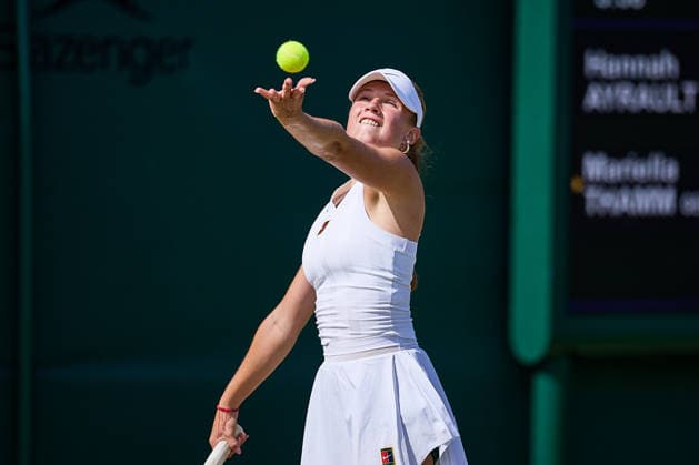 July 5, 2026, London, London, Great Britain: Mariella Thamm of Germany serves during The Championships Wimbledon , 5.7.2026 in London (All England Lawn Tennis and Croquet Club), Great Britain Tennis 2026: Grand Slam: The Championships Wimbledon: 7th Day: 1rd Round Juniors: THAMM 6:2 6:0 AYRAULT  - ZUMAs343 20260705_zsp_s343_117 Copyright: xMathiasxSchulzx