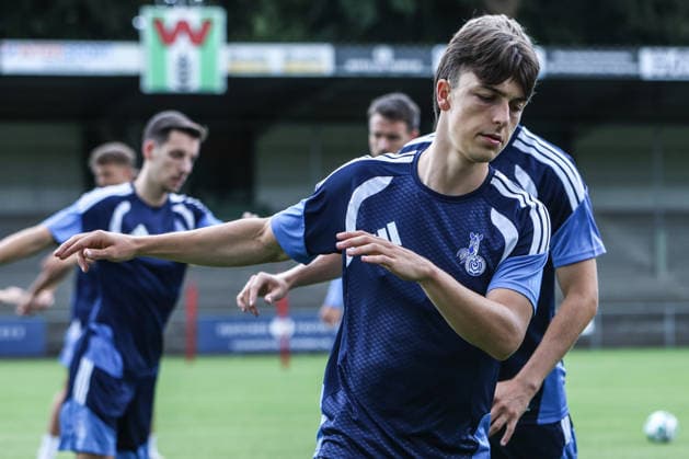 Fussball, 3.Liga Saison 2026 2027 Trainingslager MSV Duisburg Training 05.07.2026, Stadion de Wageningse Berg Simon Symalla (MSV Duisburg, 23) Wageningen Stadion de Wageningse Berg Niederlande *** Sports, Soccer, 3rd Division, 2026–2027 Season, Training Camp, MSV Duisburg, Practice, July 5, 2026, De Wageningse Berg Stadium, Simon Symalla, MSV Duisburg, 23, Wageningen, De Wageningse Berg Stadium, Netherlands