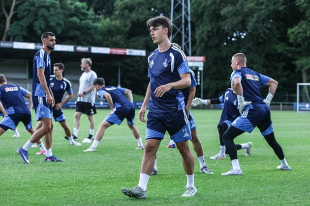 Fussball, 3.Liga Saison 2026 2027 Trainingslager MSV Duisburg Training 05.07.2026, Stadion de Wageningse Berg Simon Symalla (MSV Duisburg, 23) Wageningen Stadion de Wageningse Berg Niederlande *** Sports, Soccer, 3rd Division, 2026–2027 Season, Training Camp, MSV Duisburg, Practice, July 5, 2026, De Wageningse Berg Stadium, Simon Symalla, MSV Duisburg, 23, Wageningen, De Wageningse Berg Stadium, Netherlands