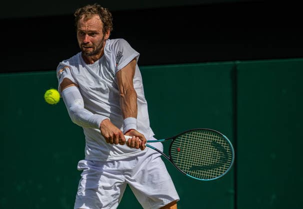 Tennis - Wimbledon Championship 2026 - Day 7 LONDON, ENGLAND - Sunday, July 5, 2026: Roman Safiullin (RUS) during the Gentlemen s Singles Fourth Round match on Day Seven of The Championships Wimbledon 2026 at the All England Lawn Tennis and Croquet Club. (Photo by Kirsten Holst Propaganda) LONDON All England Lawn Tennis and Croq GREATER LONDON ENGLAND  Copyright: xKirstenxHolstx 2026-07-05-036-Wimbledon_Day_7