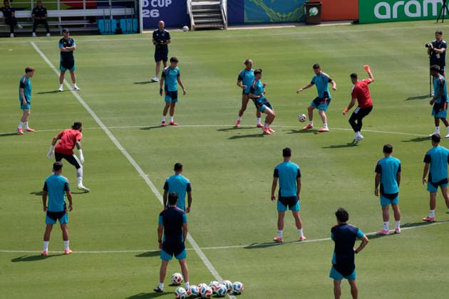 Spain s players in action during the team s training session at Cotton Bowl stadium in Dallas, USA, 5 July 2026. Spain will face Portugal in the Round of 16 match at the 2026 FIFA World Cup, WM, Weltmeisterschaft, Fussball in 6 July 2026. Spain training session !ACHTUNG: NUR REDAKTIONELLE NUTZUNG!  Copyright: xLavandeiraxjrx GRAF1587 20260705-55020808869_1